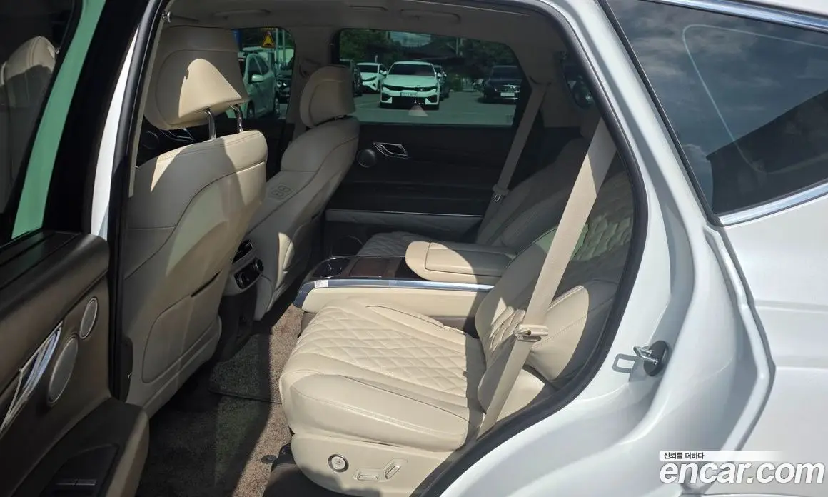 Genesis GV80 2023 2.5 автомат (гидро), фото 8 Genesis GV80 2023 2.5 автомат (гидро), фото 8