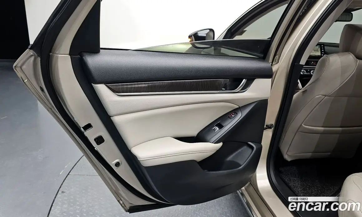 Honda Accord 2019 2.0 автомат (гидро), фото 14 Honda Accord 2019 2.0 автомат (гидро), фото 14