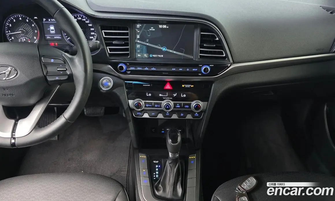 Hyundai Avante 2019 1.6 автомат (гидро), фото 20