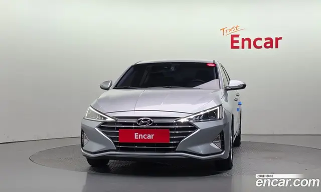 Hyundai Avante 2019 1.6 автомат (гидро), миниатюра 3