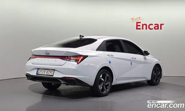 Hyundai Avante 2022 1.6 автомат (гидро), миниатюра 2
