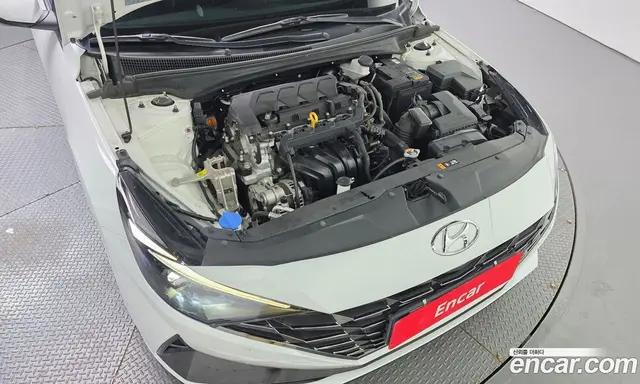 Hyundai Avante 2022 1.6 автомат (гидро), миниатюра 6