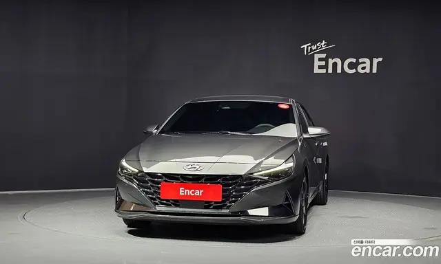 Hyundai Avante 2023 1.6 автомат (гидро), миниатюра 3