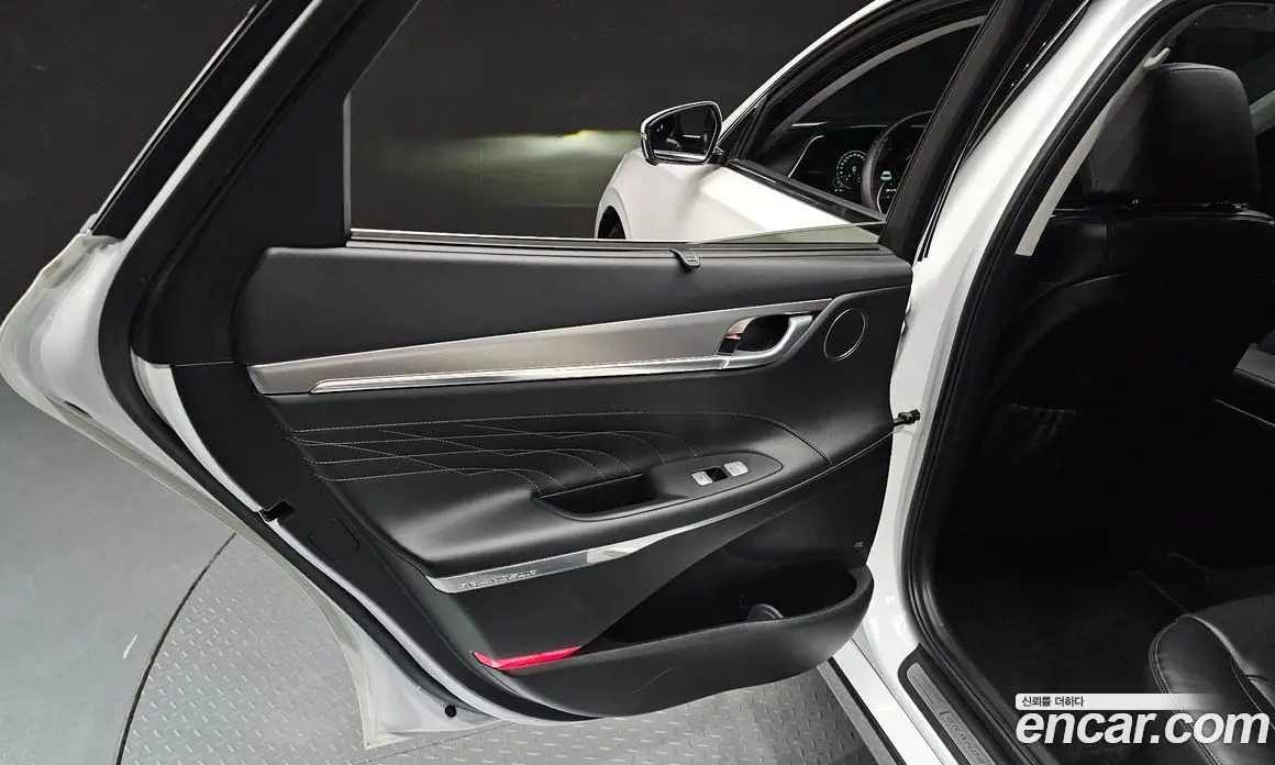 Hyundai Grandeur 2020 3.3 автомат (гидро), фото 14