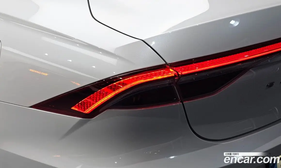 Hyundai Grandeur 2020 3.3 автомат (гидро), фото 8