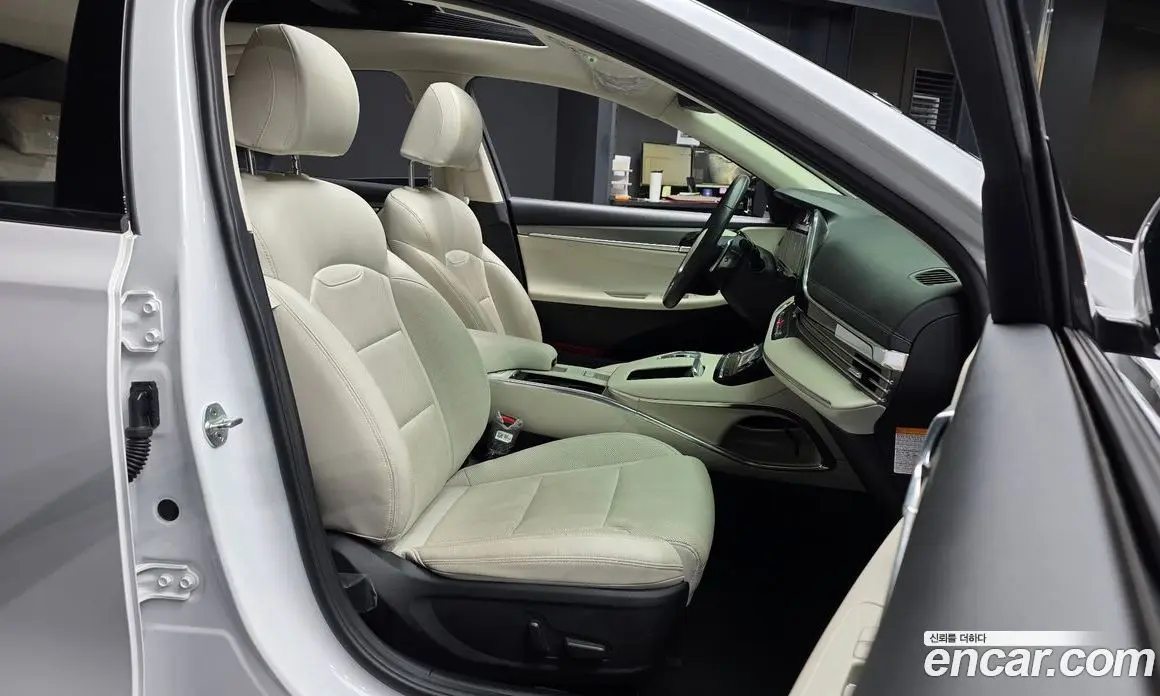 Hyundai Grandeur 2021 2.4 автомат (гидро), фото 17 Hyundai Grandeur 2021 2.4 автомат (гидро), фото 17