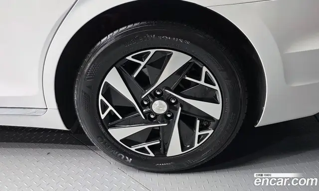 Hyundai Grandeur 2021 2.4 автомат (гидро), миниатюра 5 Hyundai Grandeur 2021 2.4 автомат (гидро), миниатюра 5