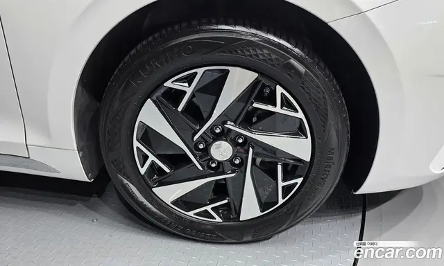 Hyundai Grandeur 2021 2.4 автомат (гидро), миниатюра 7 Hyundai Grandeur 2021 2.4 автомат (гидро), миниатюра 7