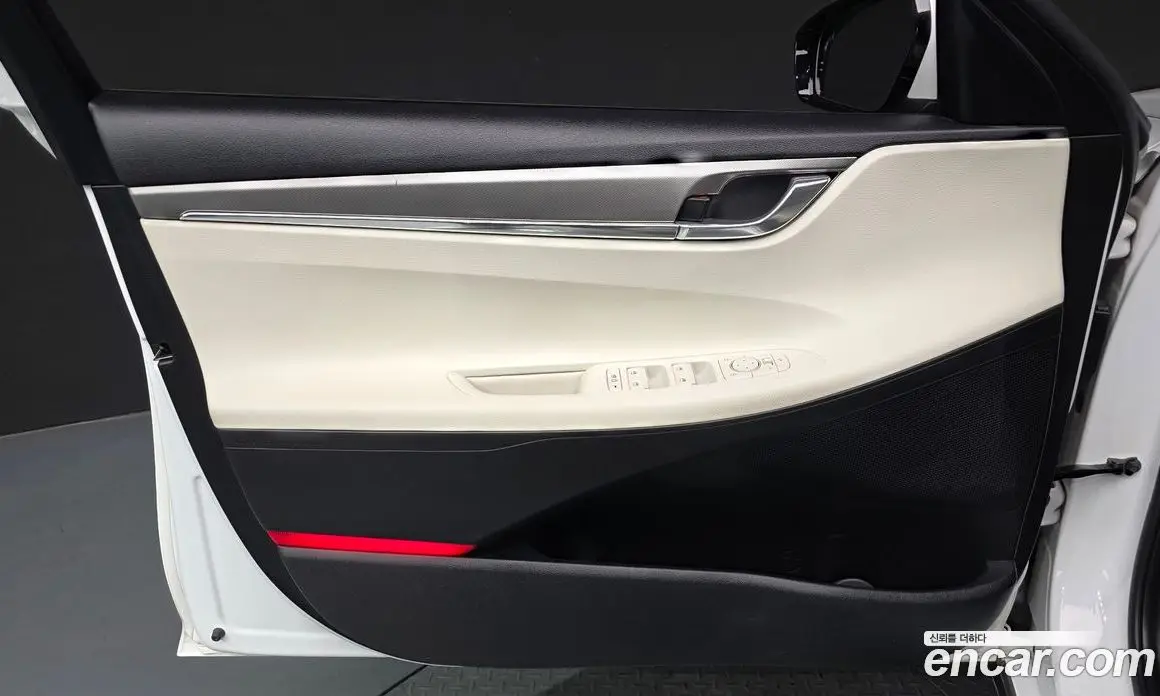 Hyundai Grandeur 2022 2.5 автомат (гидро), фото 14