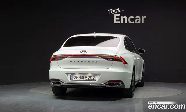 Hyundai Grandeur 2022 2.5 автомат (гидро), миниатюра 4