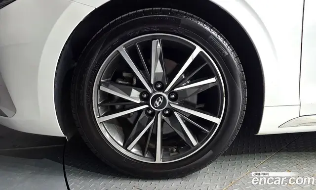 Hyundai Grandeur 2022 2.5 автомат (гидро), миниатюра 5