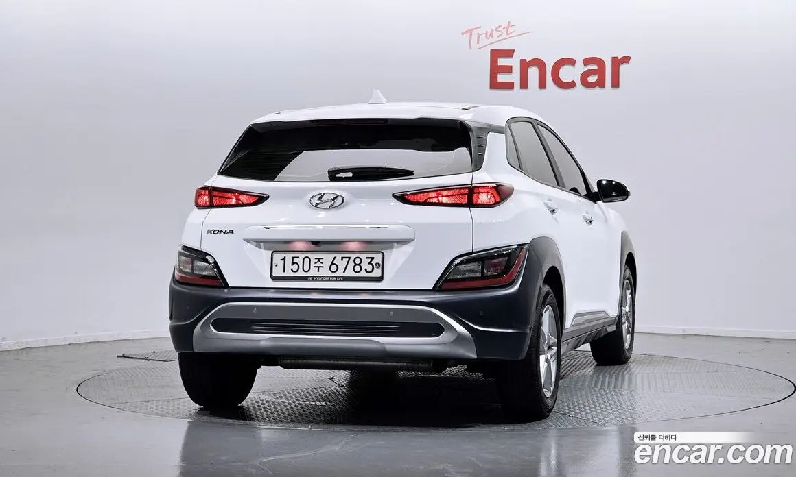 Hyundai Kona 2021 1.6 автомат (гидро), фото 4