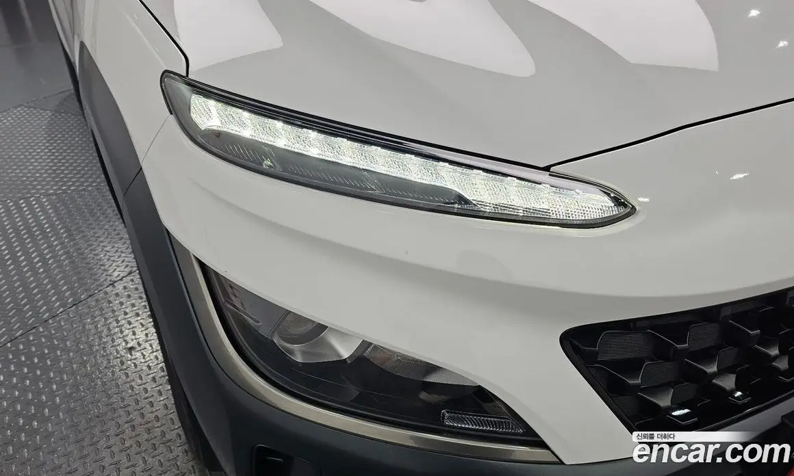 Hyundai Kona 2021 1.6 автомат (гидро), фото 8