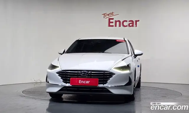 Hyundai Sonata 2019 2.0 автомат (гидро), миниатюра 2 Hyundai Sonata 2019 2.0 автомат (гидро), миниатюра 2