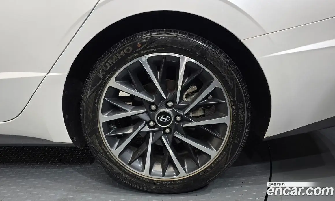 Hyundai Sonata 2019 2.0 автомат (гидро), фото 6 Hyundai Sonata 2019 2.0 автомат (гидро), фото 6