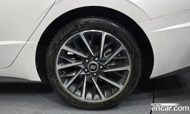 Hyundai Sonata 2019 2.0 автомат (гидро), миниатюра 6 Hyundai Sonata 2019 2.0 автомат (гидро), миниатюра 6