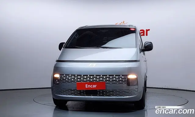 Hyundai Staria 2025 2.2 автомат (гидро), миниатюра 3