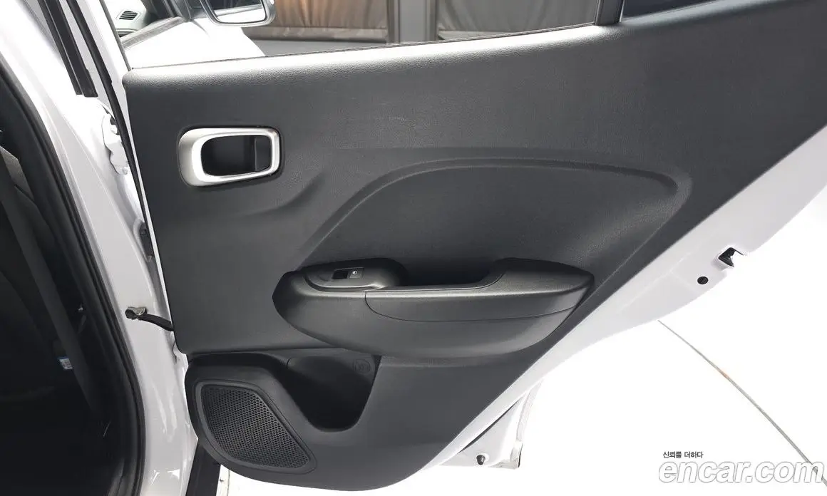 Hyundai Venue 2020 1.6 автомат (гидро), фото 15