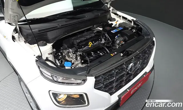 Hyundai Venue 2020 1.6 автомат (гидро), миниатюра 6