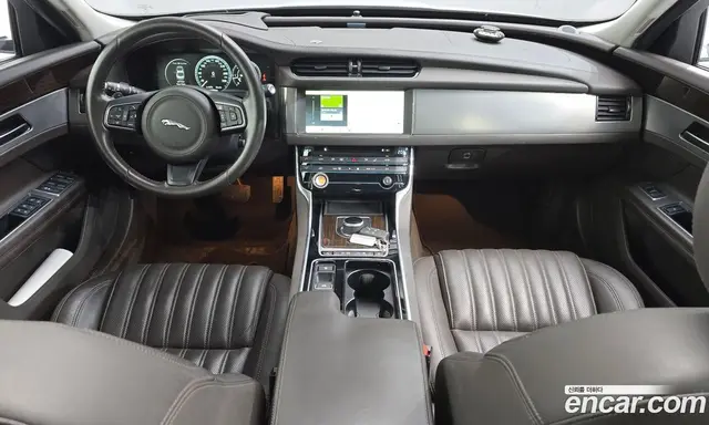 Jaguar XF 2017 2.0 автомат (гидро), миниатюра 7