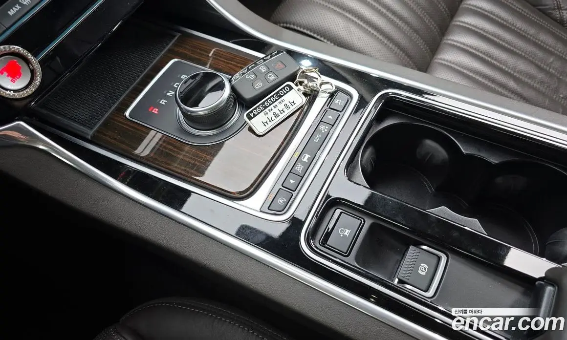 Jaguar XF 2017 2.0 автомат (гидро), фото 9