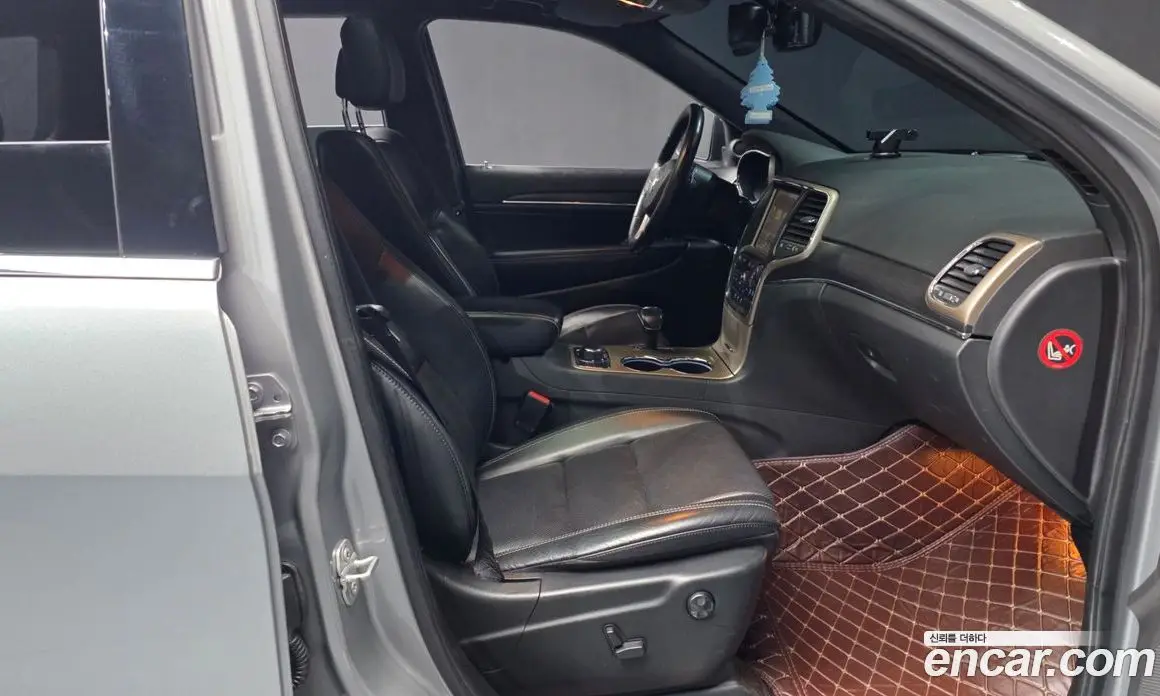 Jeep Cherokee 2015 3.0 автомат (гидро), фото 17