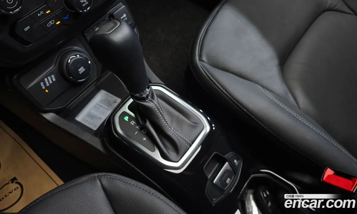 Jeep Renegade 2021 2.4 автомат (гидро), фото 12 Jeep Renegade 2021 2.4 автомат (гидро), фото 12
