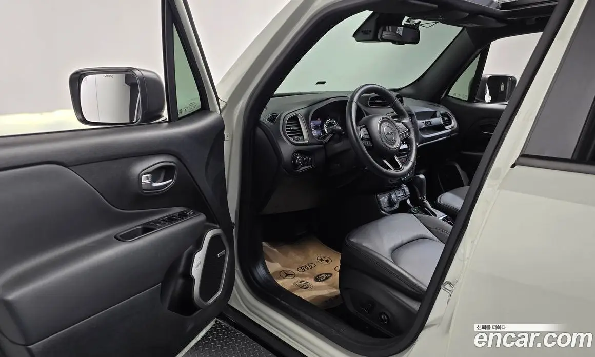 Jeep Renegade 2021 2.4 автомат (гидро), фото 13 Jeep Renegade 2021 2.4 автомат (гидро), фото 13