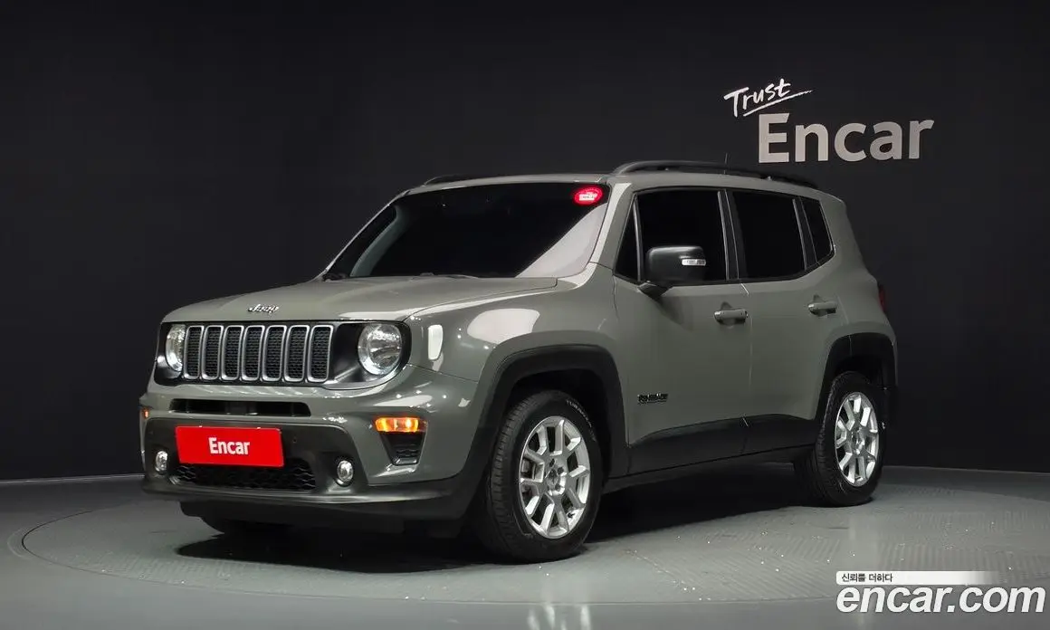 Jeep Renegade 2022 1.3 автомат (гидро), фото 1 Jeep Renegade 2022 1.3 автомат (гидро), фото 1