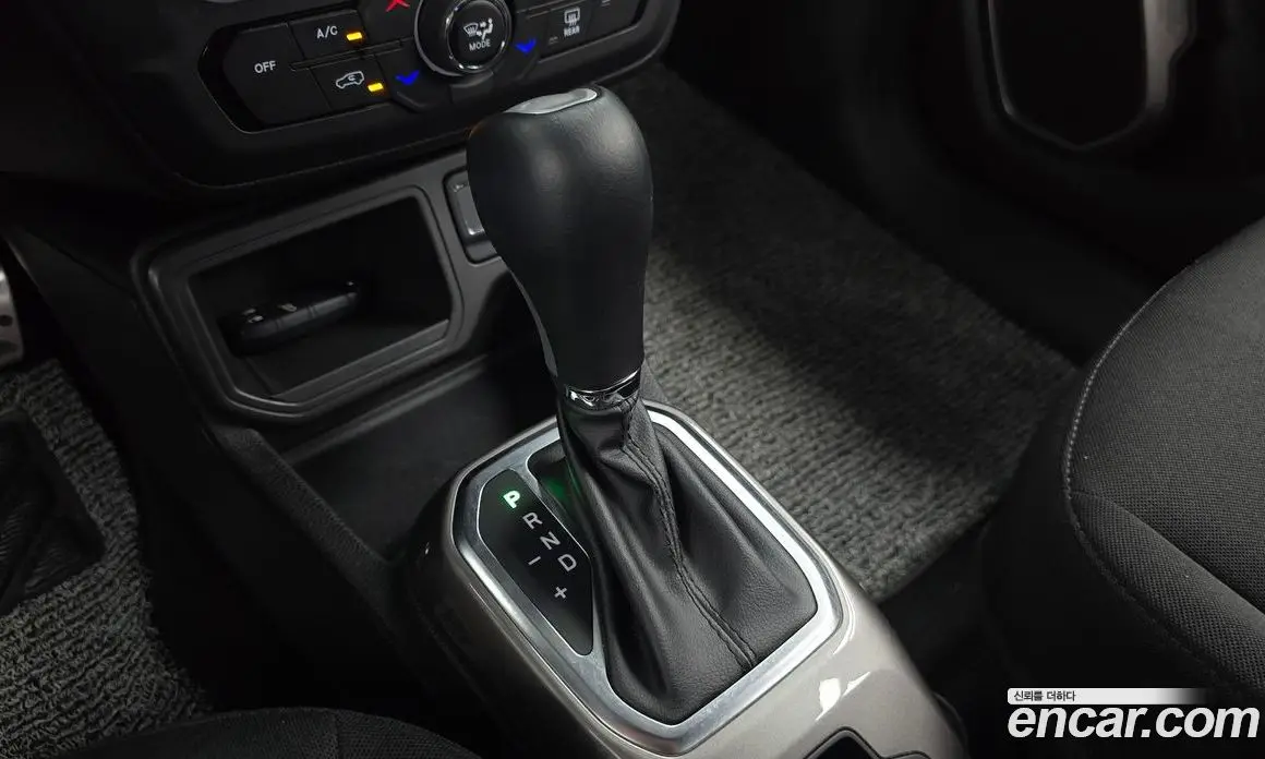 Jeep Renegade 2022 1.3 автомат (гидро), фото 12 Jeep Renegade 2022 1.3 автомат (гидро), фото 12