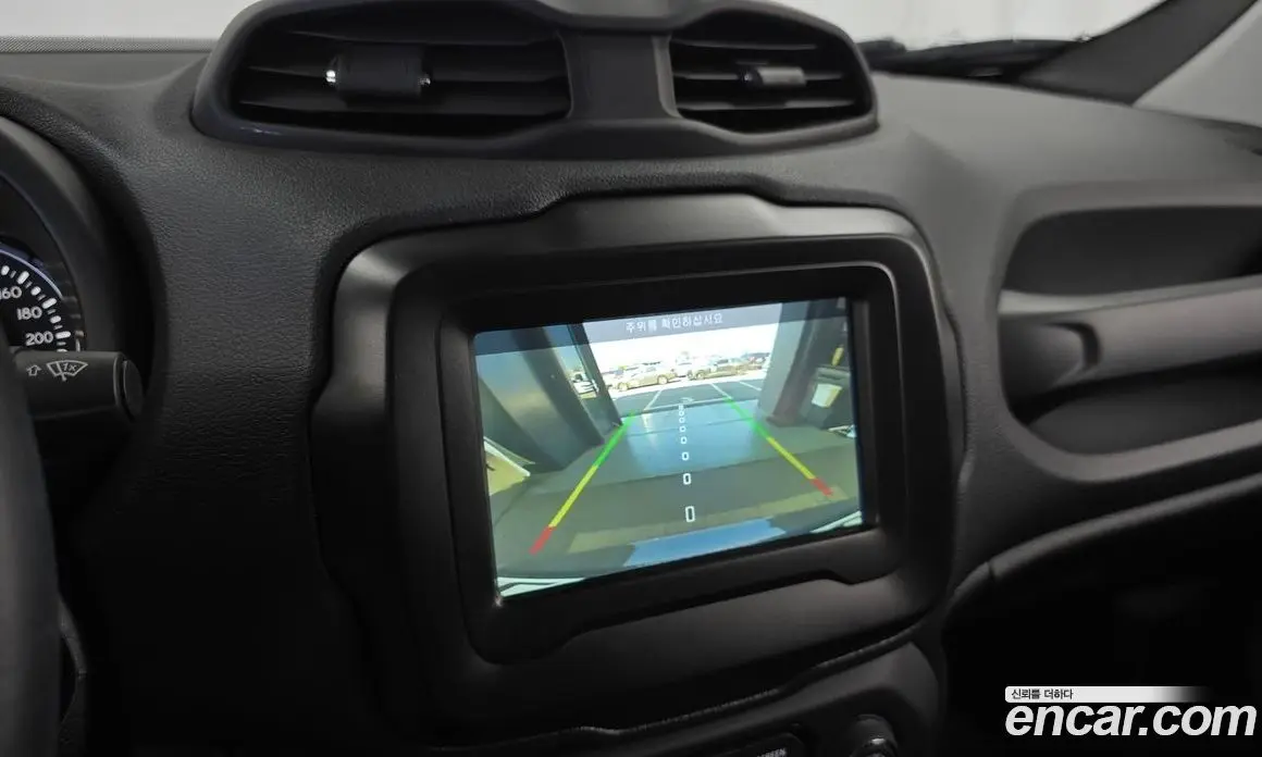 Jeep Renegade 2022 1.3 автомат (гидро), фото 18 Jeep Renegade 2022 1.3 автомат (гидро), фото 18