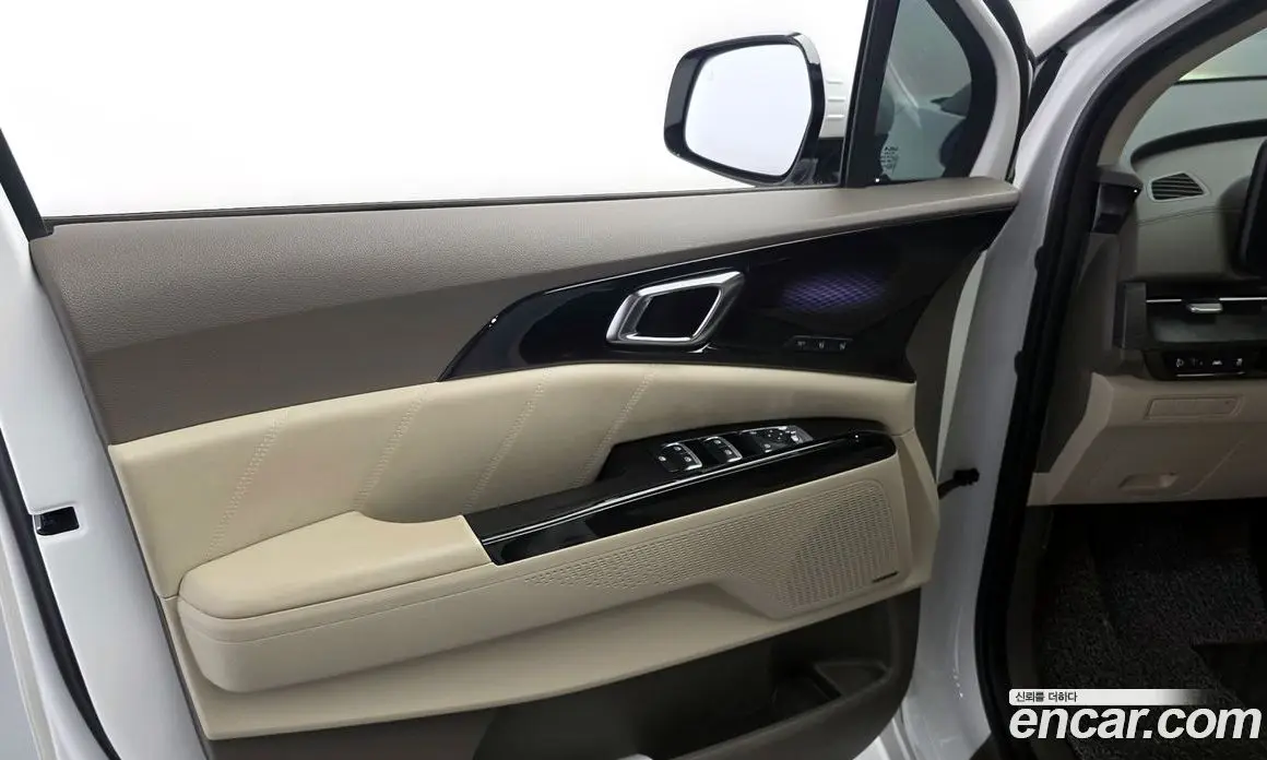 Kia Carnival 2023 2.2 автомат (гидро), фото 14 Kia Carnival 2023 2.2 автомат (гидро), фото 14