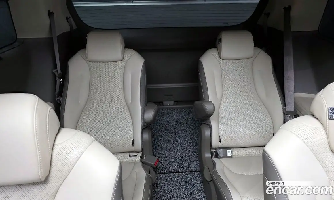 Kia Carnival 2023 2.2 автомат (гидро), фото 19 Kia Carnival 2023 2.2 автомат (гидро), фото 19