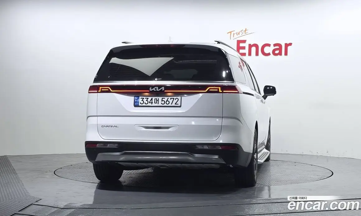 Kia Carnival 2023 2.2 автомат (гидро), фото 4 Kia Carnival 2023 2.2 автомат (гидро), фото 4
