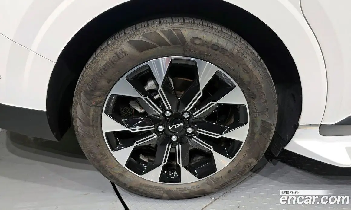 Kia Carnival 2023 2.2 автомат (гидро), фото 5 Kia Carnival 2023 2.2 автомат (гидро), фото 5