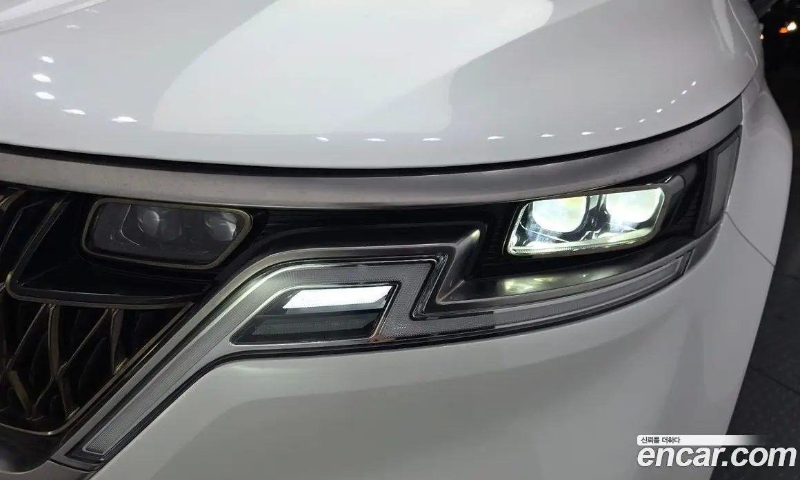 Kia Carnival 2023 2.2 автомат (гидро), фото 8 Kia Carnival 2023 2.2 автомат (гидро), фото 8