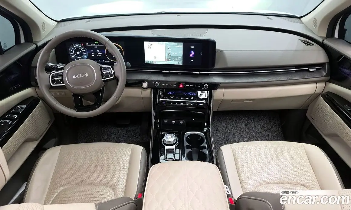 Kia Carnival 2023 2.2 автомат (гидро), фото 10 Kia Carnival 2023 2.2 автомат (гидро), фото 10