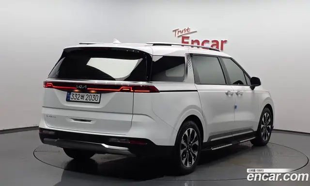 Kia Carnival, 2023, 18 483 км