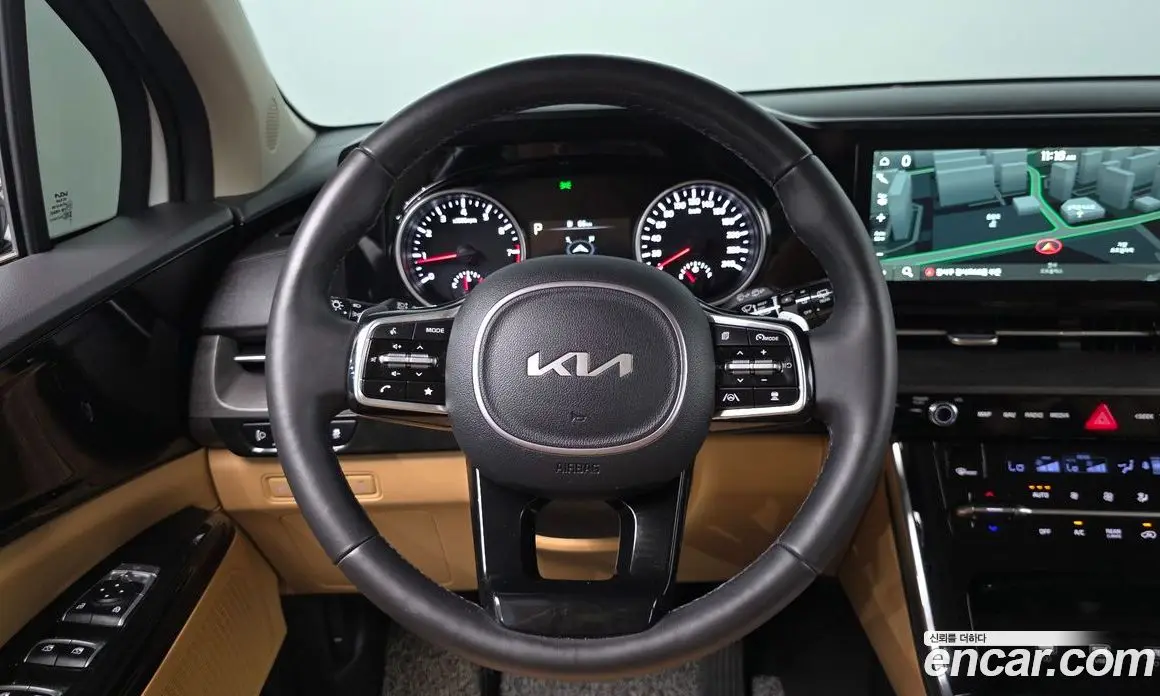 Kia Carnival 2023 3.5 автомат (гидро), фото 17