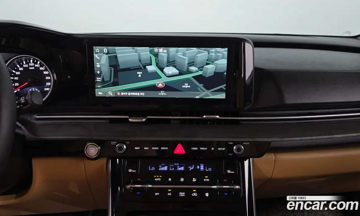 Kia Carnival 2023 3.5 автомат (гидро), фото 18