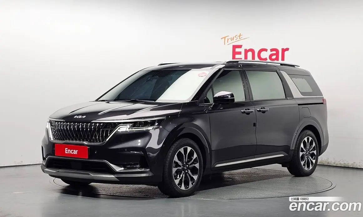 Kia Carnival 2023 3.5 автомат (гидро), фото 1 Kia Carnival 2023 3.5 автомат (гидро), фото 1