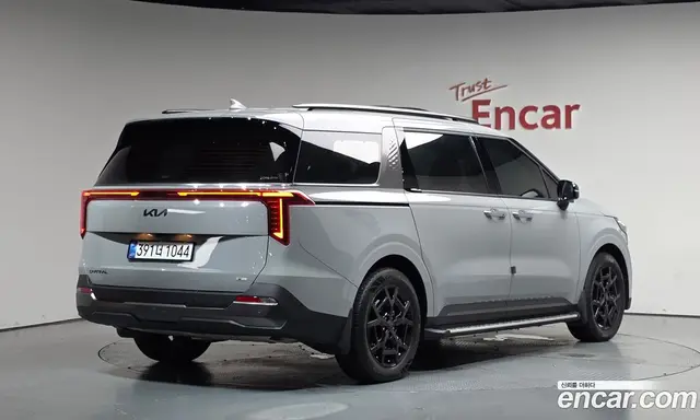 Kia Carnival, 2025, 3 266 км