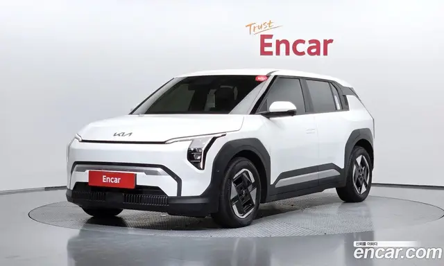 Kia EV3, 2025, 23 443 км