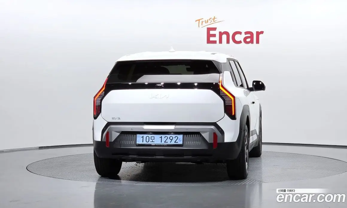 Kia EV3 2025 0.2 автомат (гидро), фото 4 Kia EV3 2025 0.2 автомат (гидро), фото 4