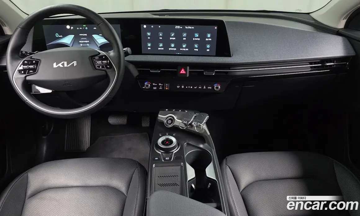 Kia EV6 2023 0.1 автомат (гидро), фото 10 Kia EV6 2023 0.1 автомат (гидро), фото 10