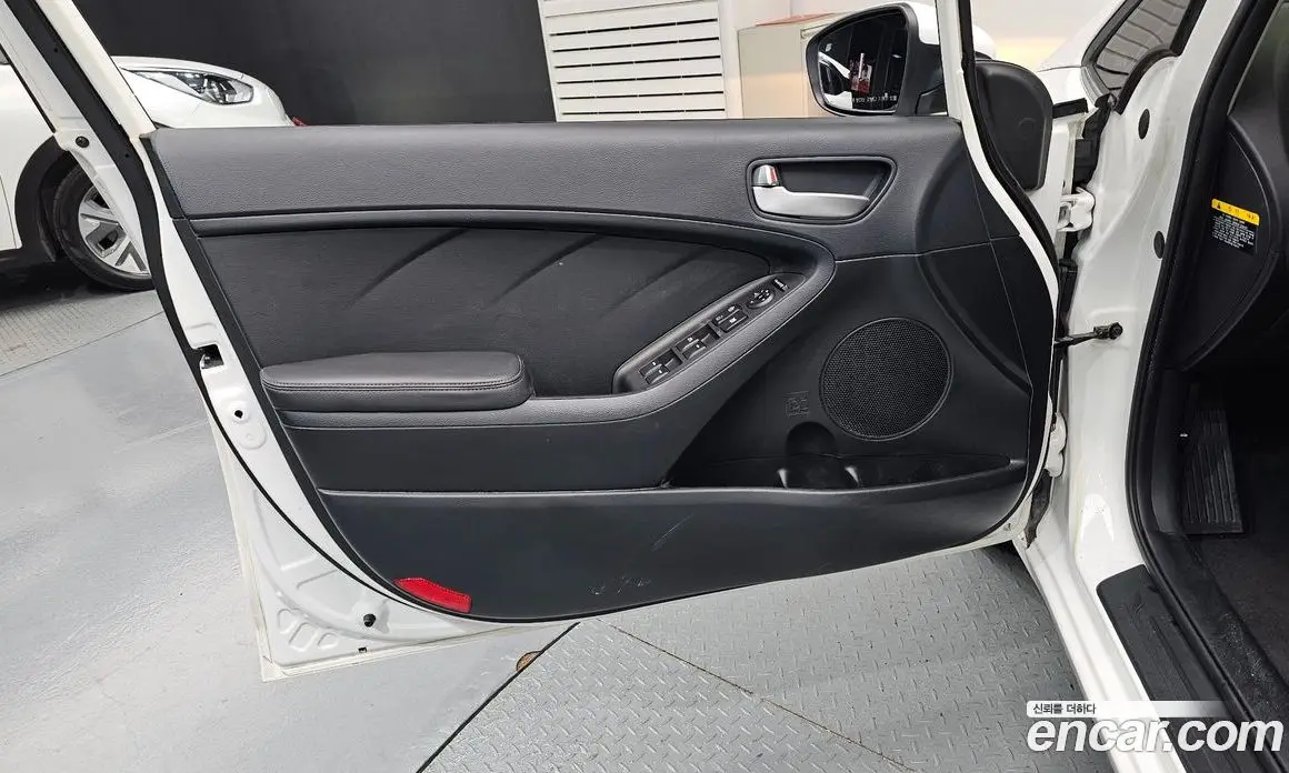 Kia K3 2014 1.6 автомат (гидро), фото 14 Kia K3 2014 1.6 автомат (гидро), фото 14