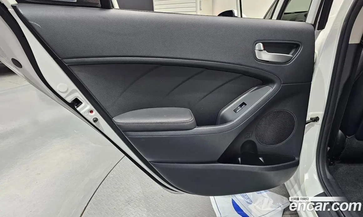 Kia K3 2014 1.6 автомат (гидро), фото 15 Kia K3 2014 1.6 автомат (гидро), фото 15