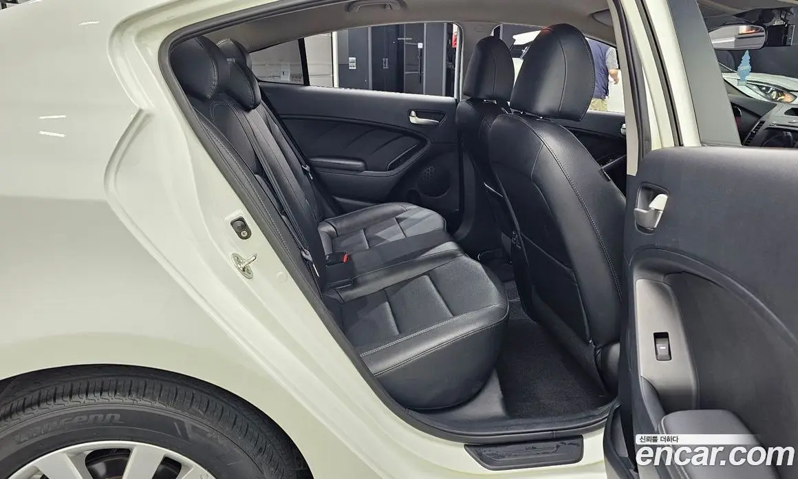 Kia K3 2014 1.6 автомат (гидро), фото 18 Kia K3 2014 1.6 автомат (гидро), фото 18