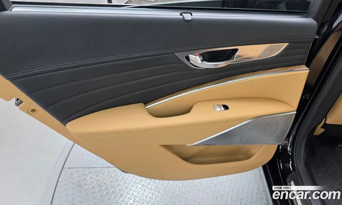 Kia K9 2022 3.8 автомат (гидро), фото 15 Kia K9 2022 3.8 автомат (гидро), фото 15