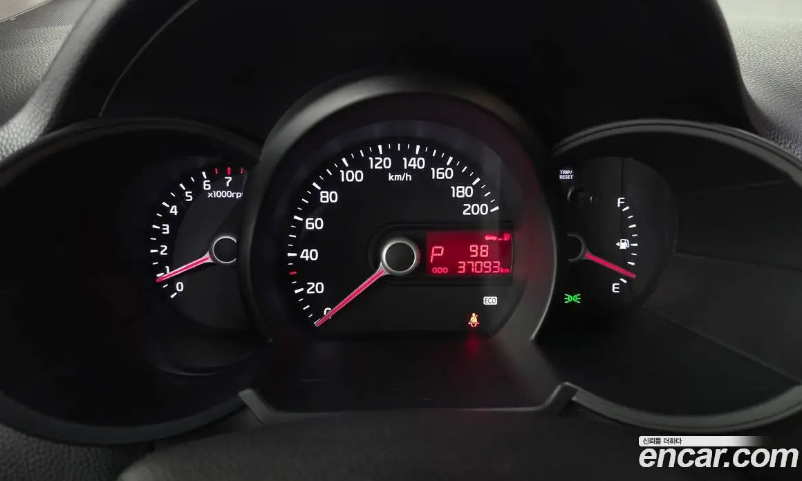Kia Morning 2013 1.0 автомат (гидро), фото 11